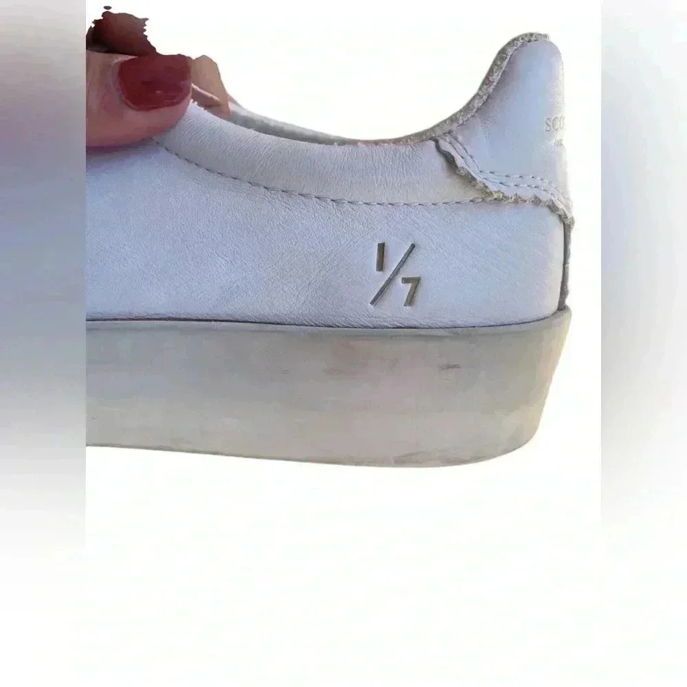 SCOTCH & SODA Mens US 10 White Sneakers
Shoes Amsterdam Couture used - Picture 6 of 9